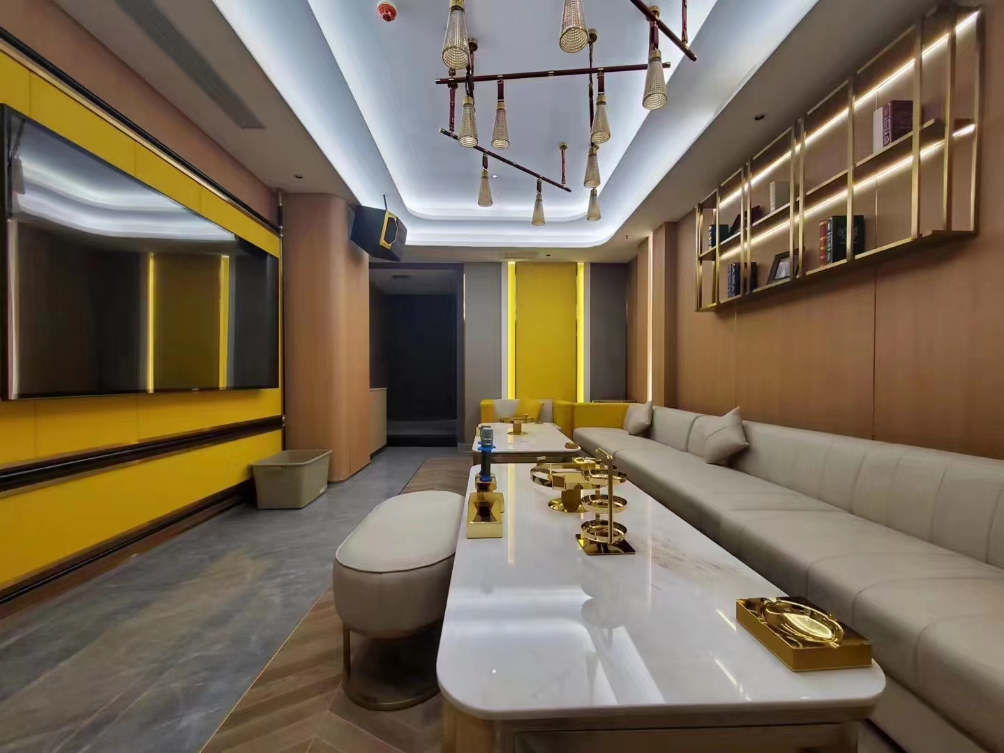 1694789873137502.jpg 8e6f6af9f8aefcc24dd0e28b85dccf3.jpg